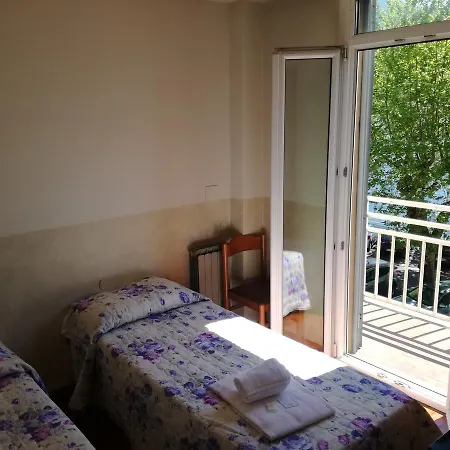 贝维德雷酒店 洛韦雷