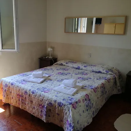 Belvedere Hotel 2*